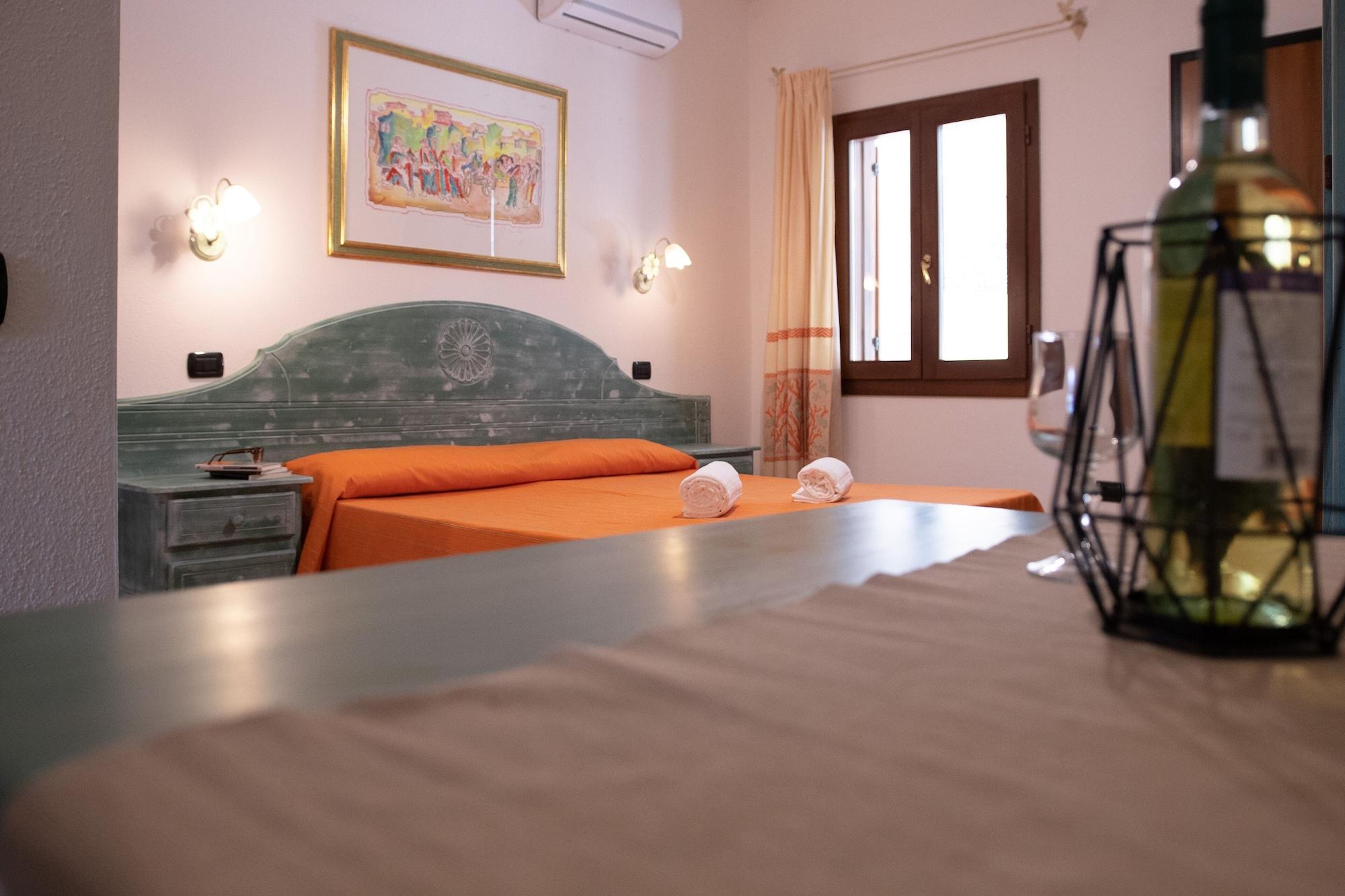 קאלה ליברוטו Residence Cala Viola מראה חיצוני תמונה