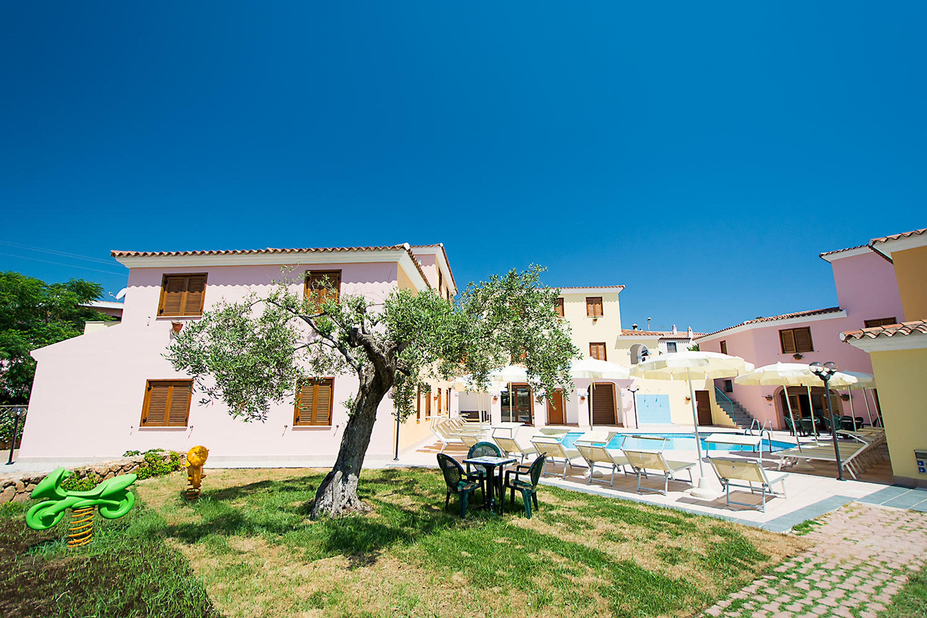 קאלה ליברוטו Residence Cala Viola מראה חיצוני תמונה