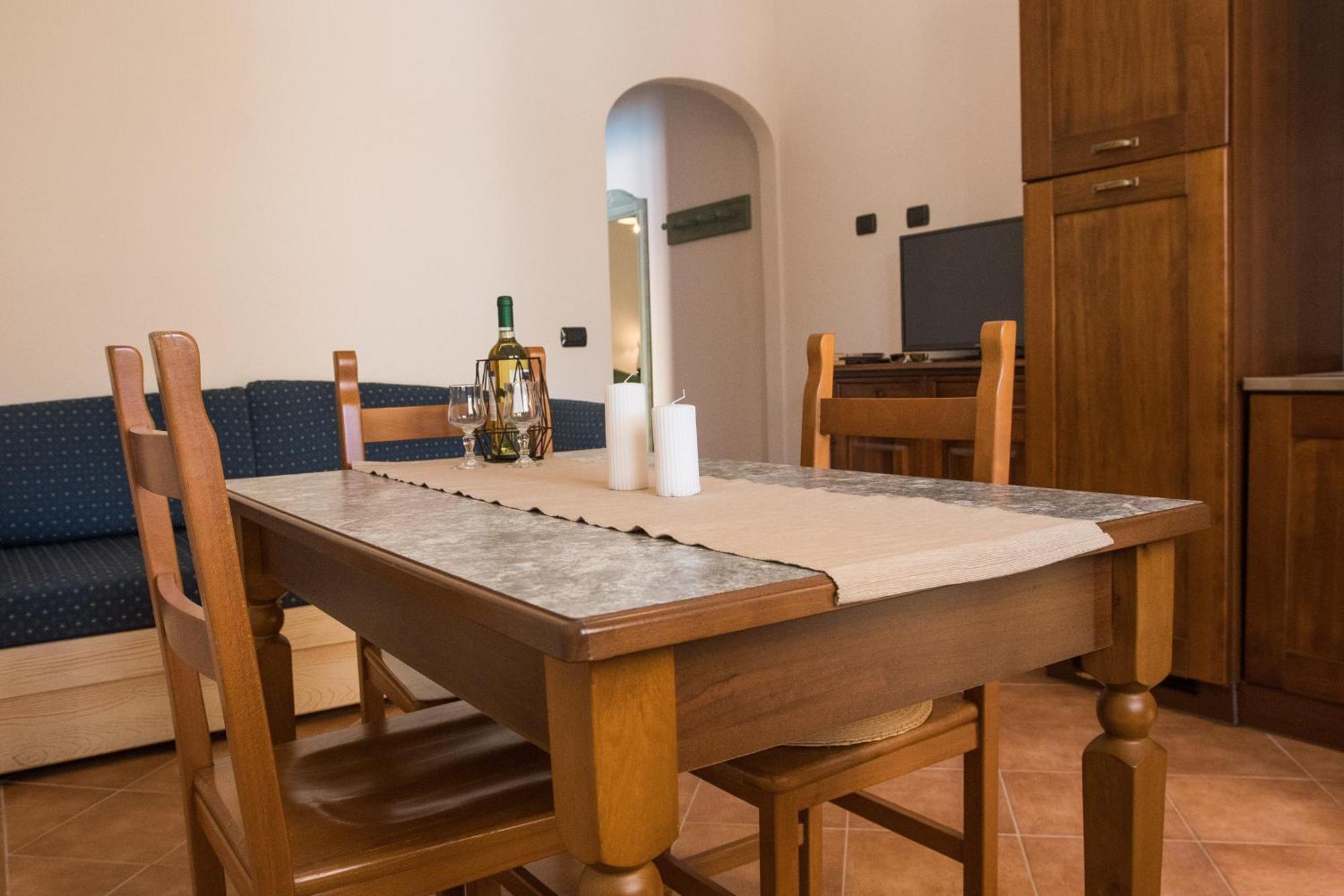 קאלה ליברוטו Residence Cala Viola מראה חיצוני תמונה