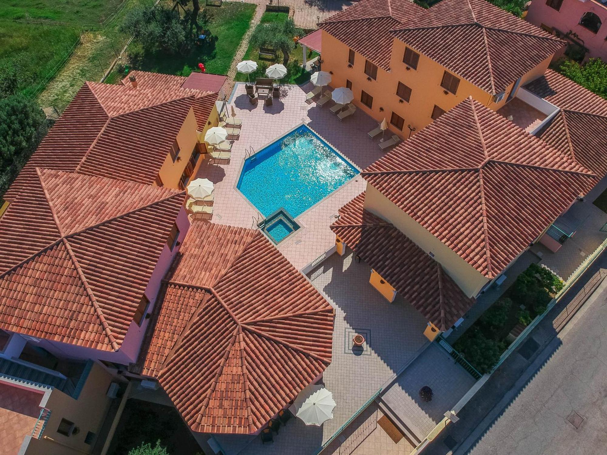 קאלה ליברוטו Residence Cala Viola מראה חיצוני תמונה