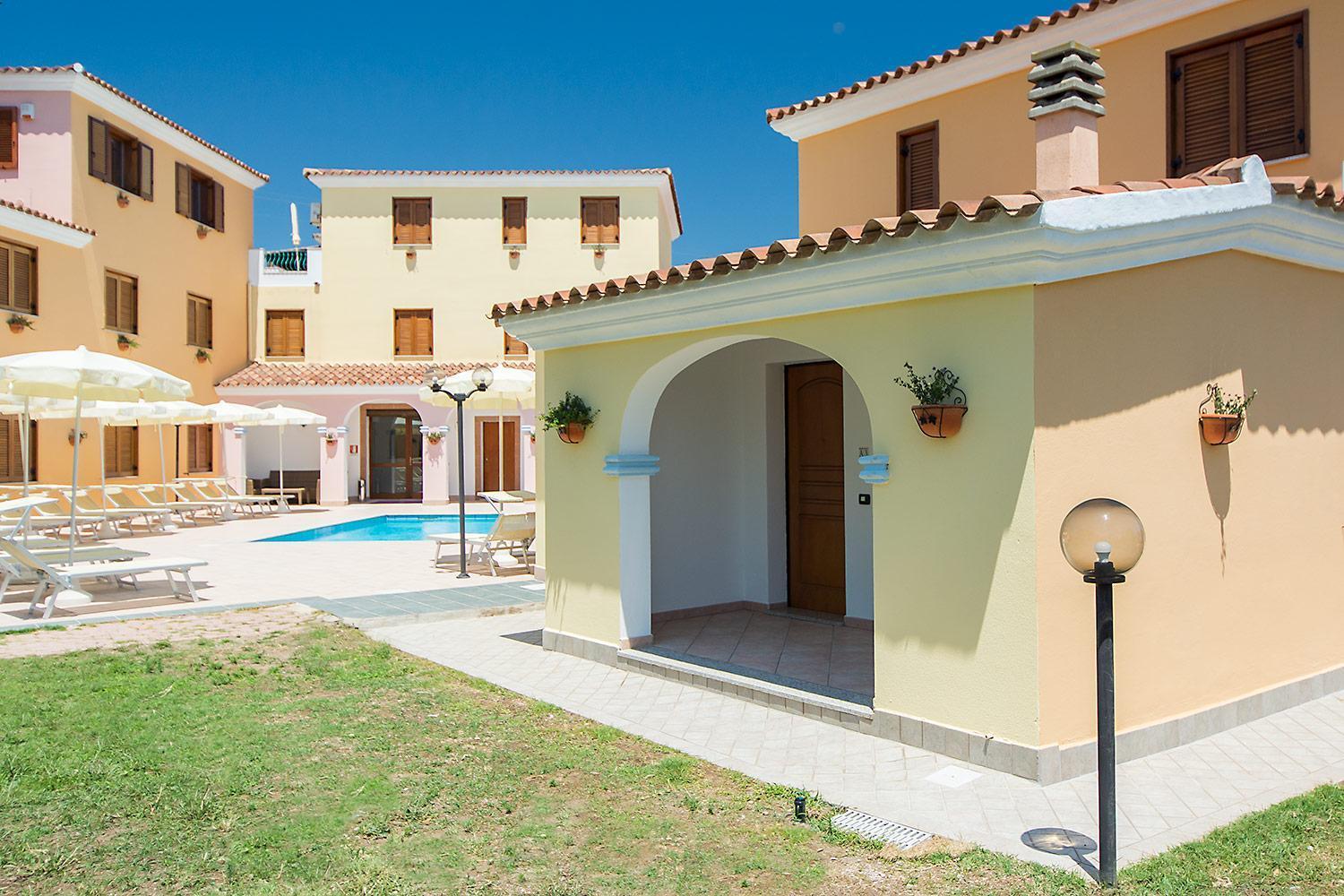 קאלה ליברוטו Residence Cala Viola מראה חיצוני תמונה